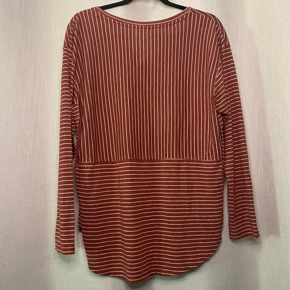 Bundle of (3) Large Tops - Picture 7 of 7